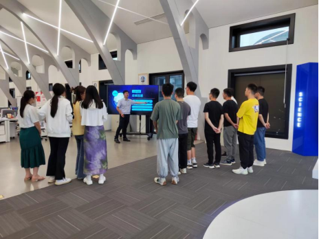 勢通科技開展2023年新員工入職培訓(圖2) 1690772079342.jpg